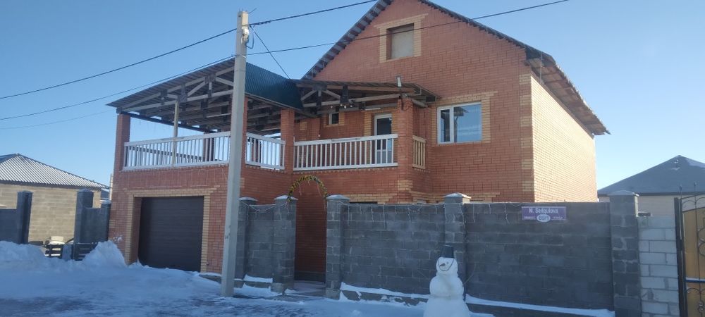 Продою коттедж в Кунгейе