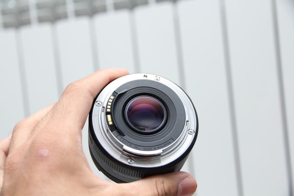 Canon EF 50mm f/1.8 STM