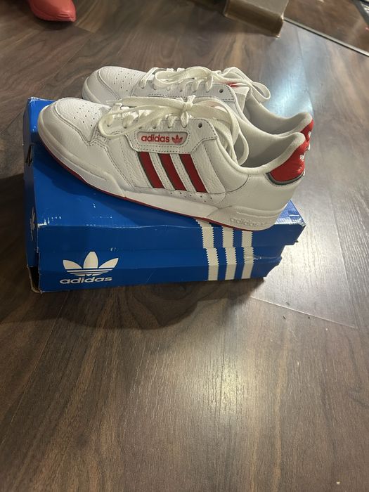Оригинални обувки adidas