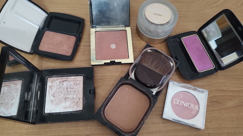 Маркови фон дьо тени,  кремове и декоративна козметика