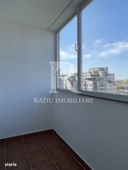 Apartament cu 4 camere | Panoramă superbă | Dacia | Oradea — fotografia 3