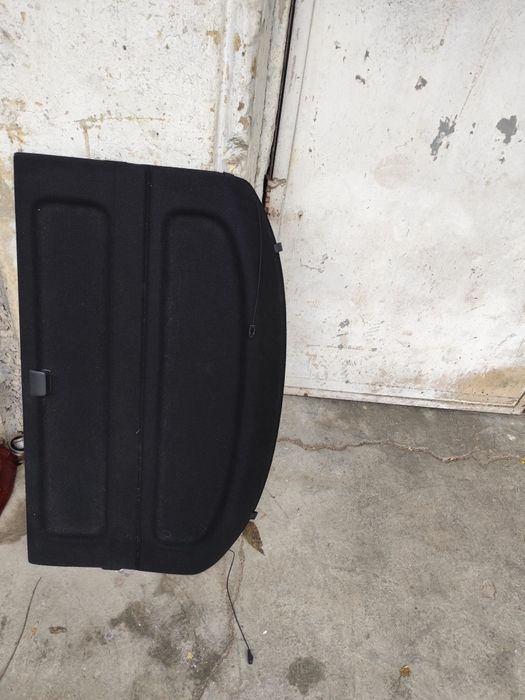 Кора за багажник на mazda 3 от 2 000 година и нагоре