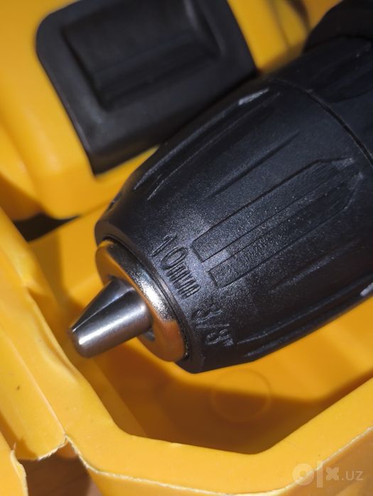 Шуруповёрт DeWALT shurupovert