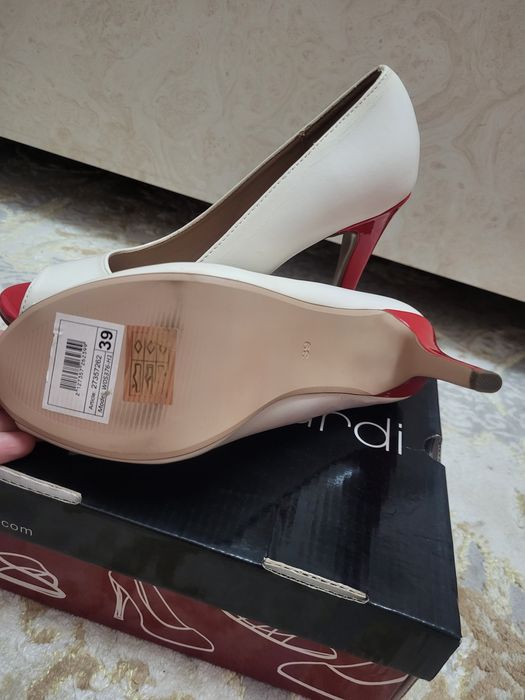 Туфли 38,39 размерлер