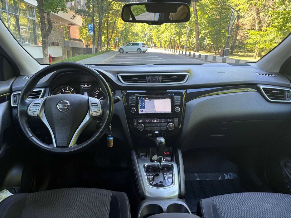 Vand Nissan Qashqai 1.2 benzina proprietar unic