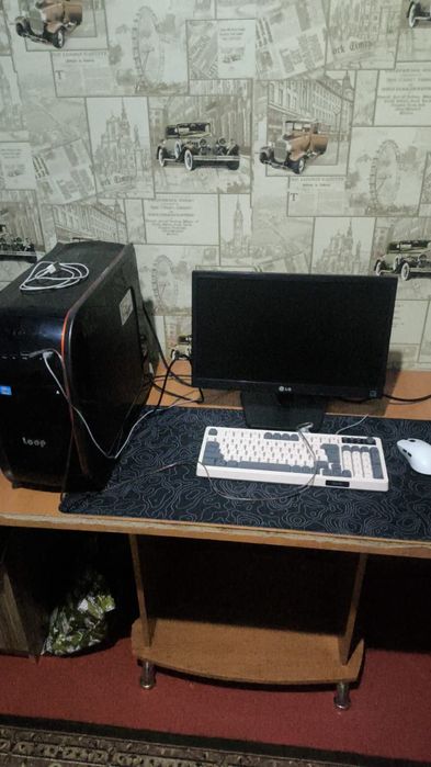 Имя устройства	DESKTOP-74VEA45
Процессор	Intel(R) Core(TM) i5-4460  CP