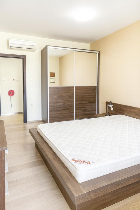 Дава се под наем Двустаен апартамент в Пловдив, Център - 75 кв.м за 459 € - Снимка #5