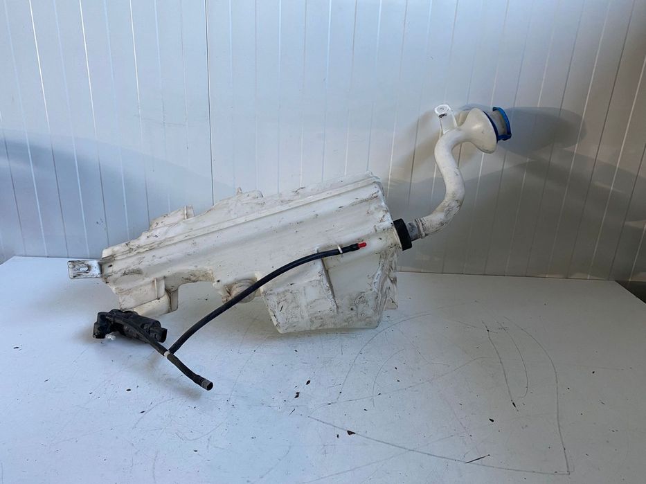 Vas lichid parbriz Volvo XC90 2019 31349385 31391422 31349386 31457223 31349847