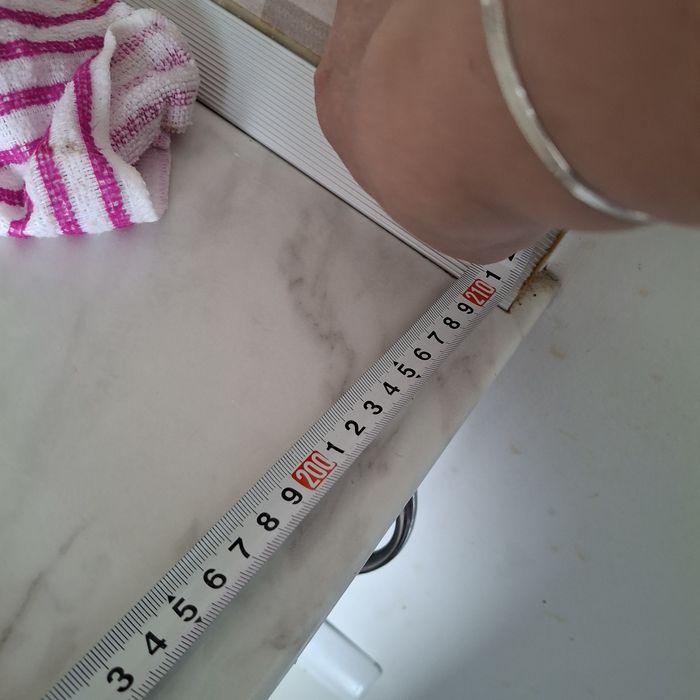 Vindem chiuvetă și baterie