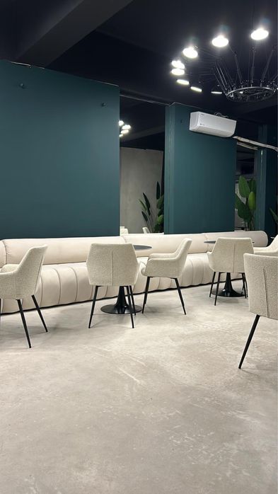 Mobilier tapitat pentru Horeca.