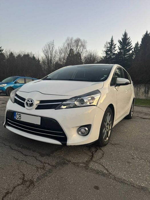 Toyota Verso Фейслифт Автоматик