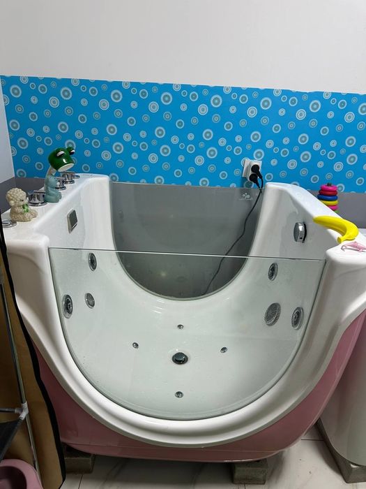 Продается гидромассажа ванна срочно
