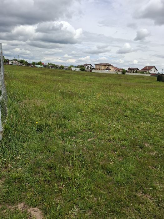 Vând loc de casă Sânpetru-Bod