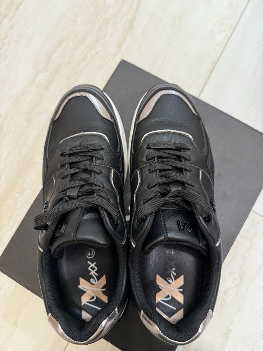 Дамски черни кецове Mexx