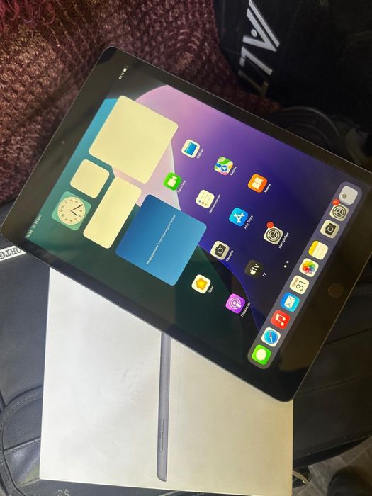 Айпад 8 32 гб коообка документв