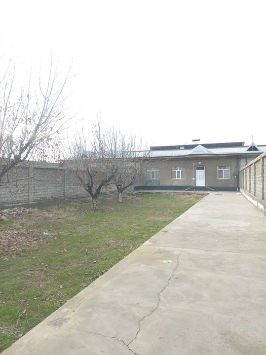 Uchastka sotiladi !!!