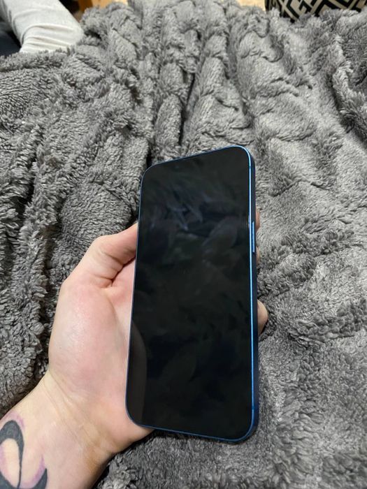 Айфон 13, без ремонта