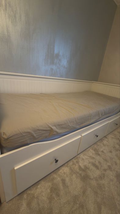 Pat divan ikea hemnes