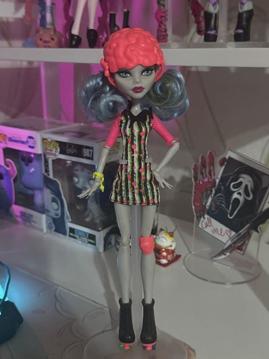 Гулия роллер мейз Монстер Хай