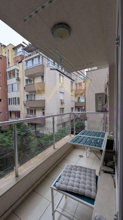 Дава се под наем Тристаен апартамент в Варна, Възраждане 1 - 70 кв.м за 561 € - Снимка #7