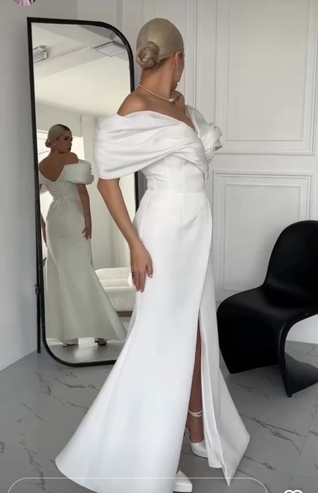 Новое платье, 42 размер