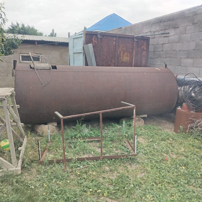 Продаеться бочка цена 230000тг