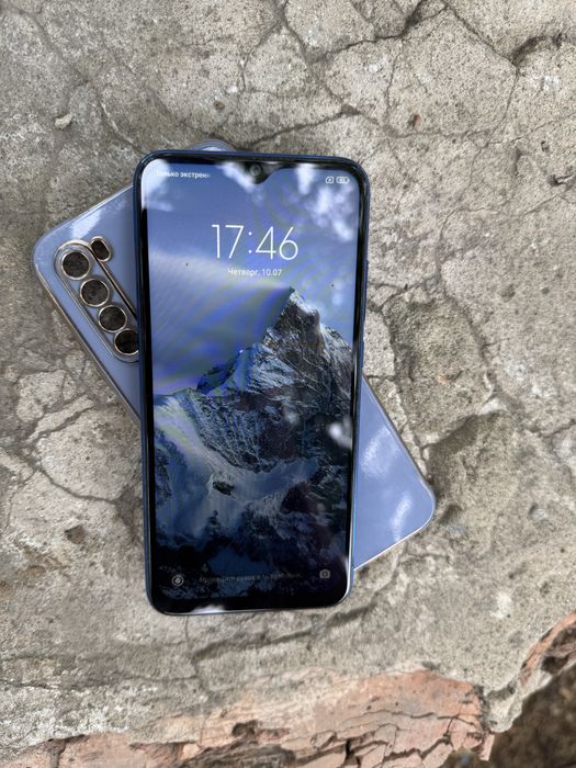 Продам телефон в илелаьном состоянии