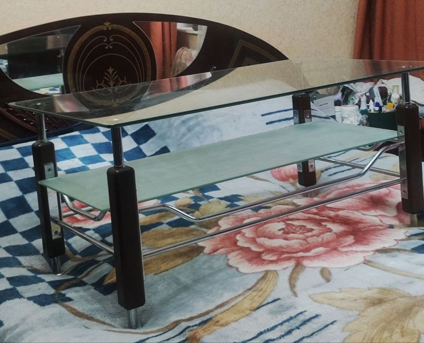 Продаю Турецкий журнальный столик