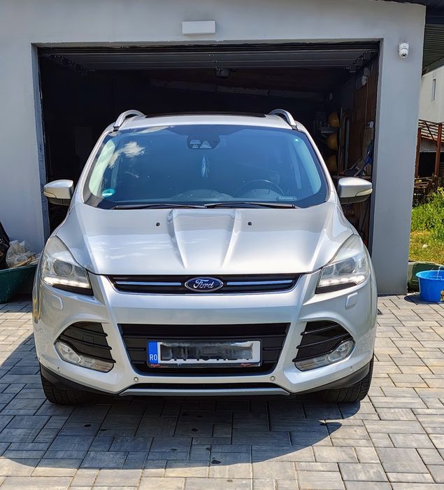 Ford Kuga 2013 Full