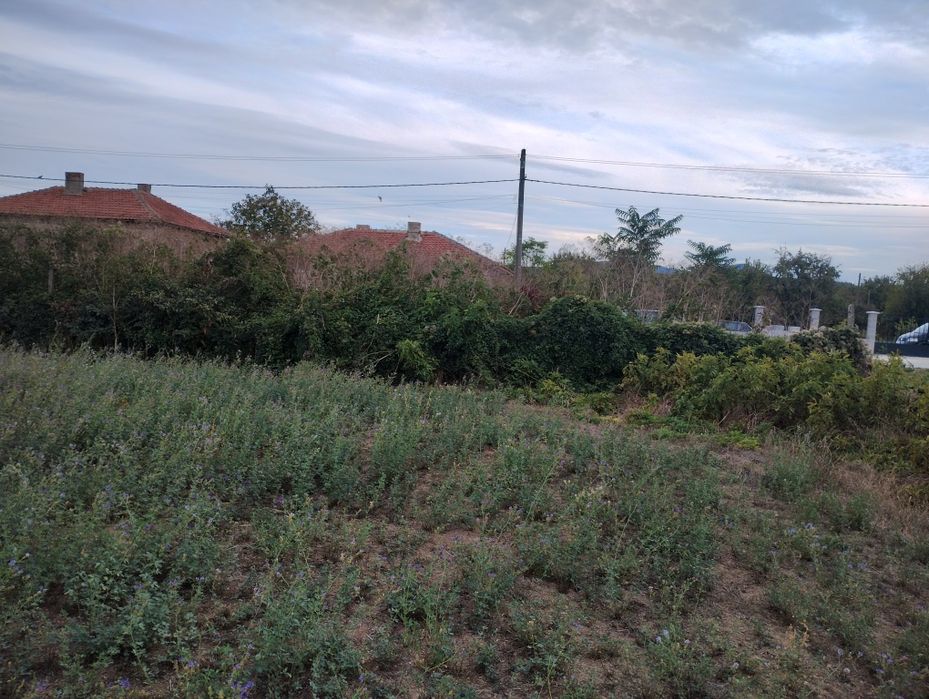 Парцел на 56 км от Варна