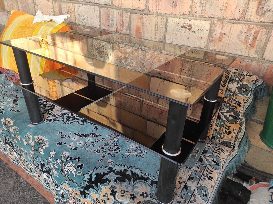 Журнальный столик