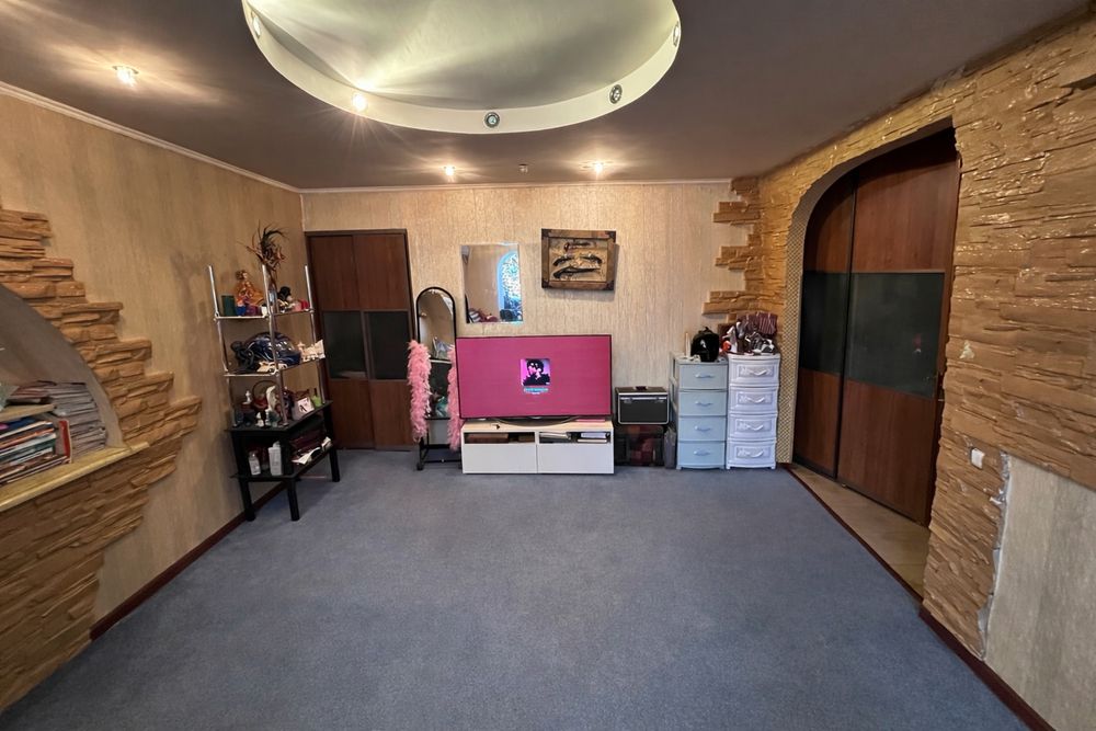 Продаю квартиру-студию