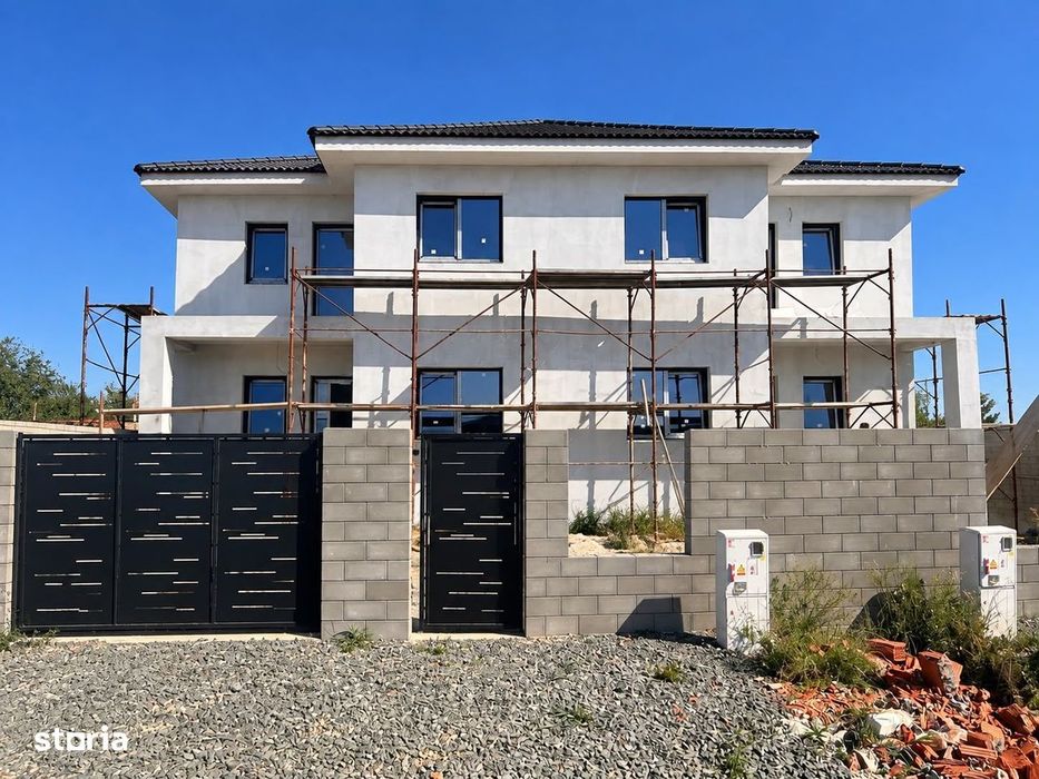 Duplex modern în Moșnița Veche – 365 mp teren 115 mp/utili Comision 0