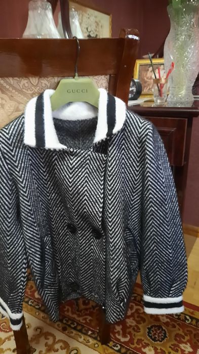 Продаётся тёплая курточка