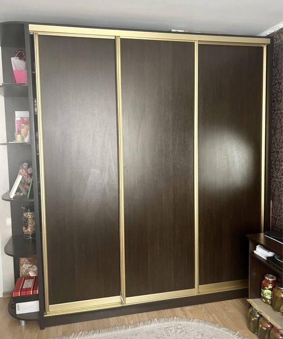 Спальный гарнитур б/у