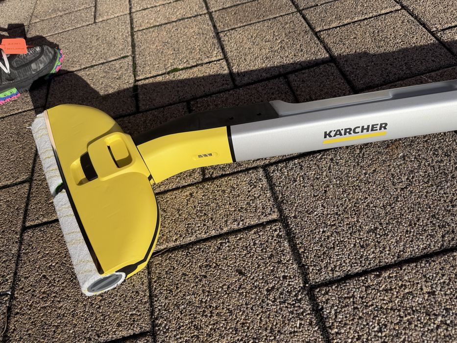 Aparat pentru spalat podele Karcher