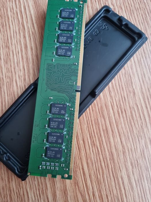 Placuță 8gb ram ddr4