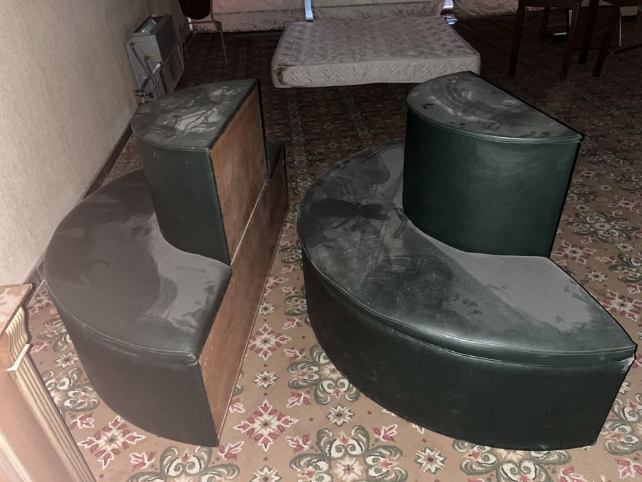 Кожанные диваны полукруглые круглый