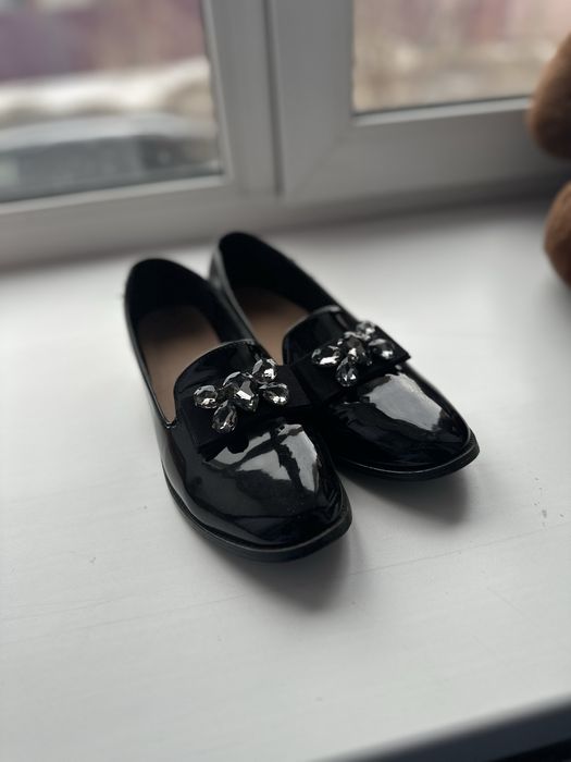 Продам обувь в хорошем состоянии.