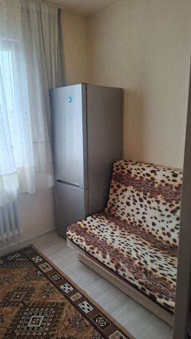 Închiriez garsoniera