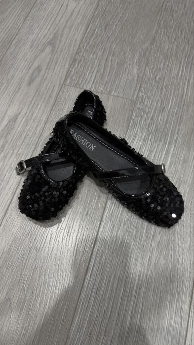 Продам балетки новые