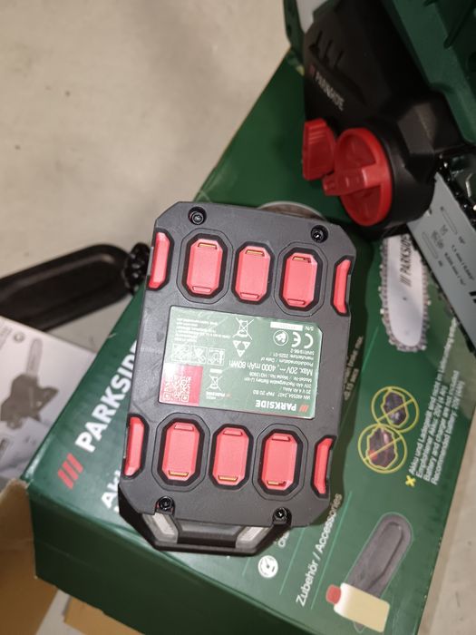 Fierăstrău Parkside 20v