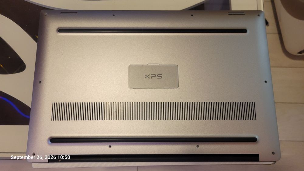 2 бр. Dell XPS 15 9550 на части (i7-6700HQ, 4K Touch + FHD, 32GB RAM, GTX 960M, 97Wh батерия)