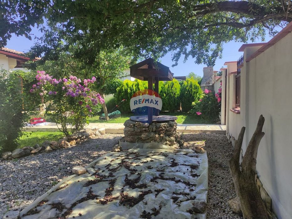 Продава се Къща в с. Славеево, Област Добрич - 109 кв.м за 1354 €/кв.м - Снимка #3