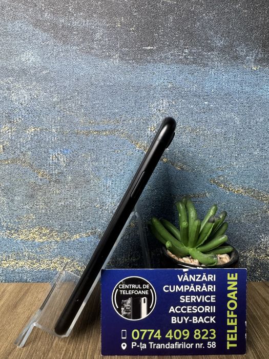 Iphone XR/64gb/2 Ani Garantie Centrul de Telefoane/Rate