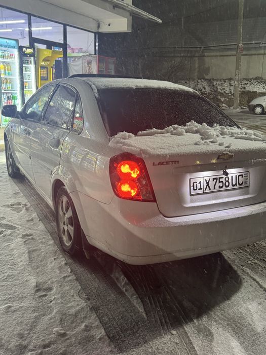 Lacetti jentra qilingan 1.6 A/T 2013