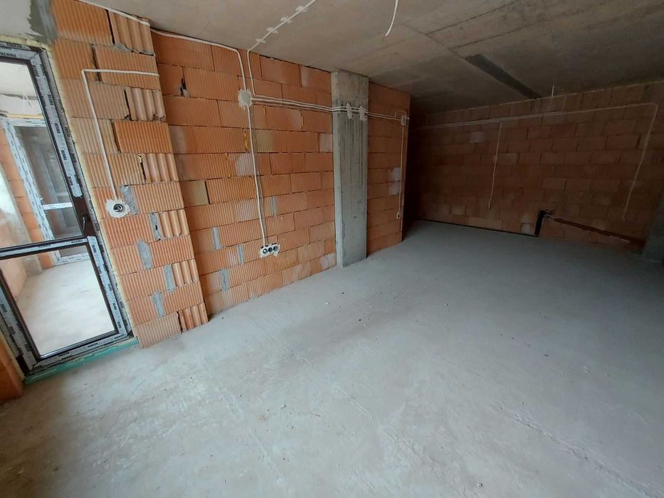 Продава се Тристаен апартамент в Търговище, Боровец - 120 кв.м за 935 €/кв.м - Снимка #3