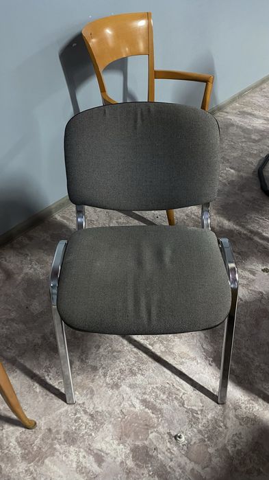 продается стулья б/у