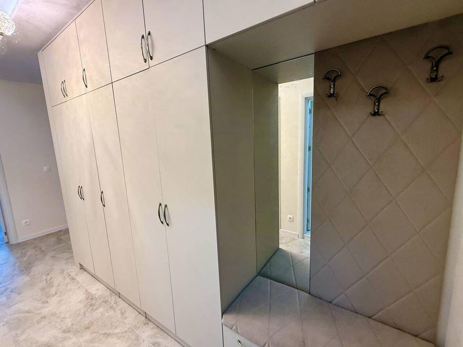 Тристаен, под наем, Сентрал парк, ж.к Славейков с паркомясто