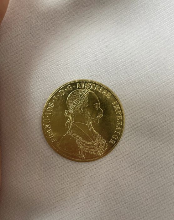 Banuti placati cu 24 k